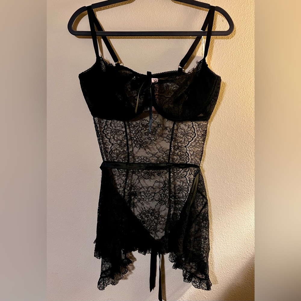 Victoria’s Secret Elegant Black Lace Lingerie